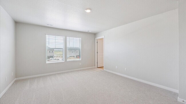 680 N Shawnee St, Aurora, CO 80018 - photo 5