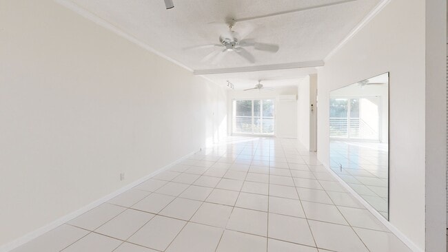 2131 NE 42nd Ct unit 209E, Lighthouse Point, FL 33064 - photo 2