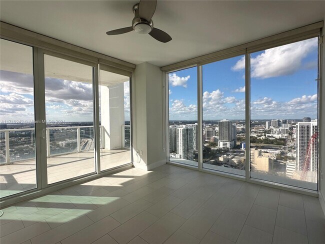 Ten Museum Park Condominiums unit 4106, Miami, FL 33132 - photo 3