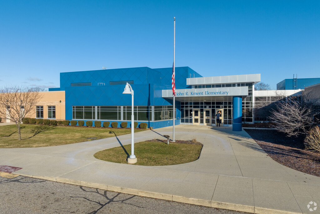 Front entrance at John R. Kment Elementary School.
