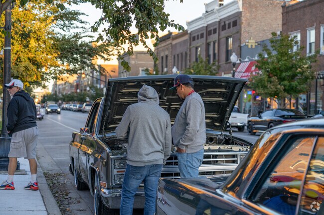 Sunnyside residents can enjoy a night out at the annual Cruise Nights.