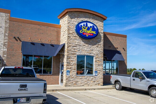 Dry Ridge offers a mix of national chains and regional favorites like Skyline Chili serving classic Cincinnati-style chili.
