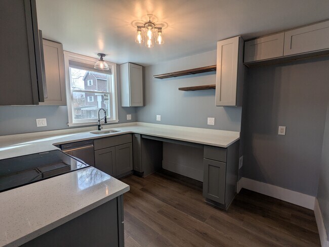 511 West Aly, Monongahela, PA 15063 - photo 5