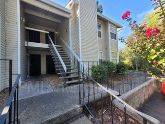 7131 Stella Ln, Carmichael, CA 95608