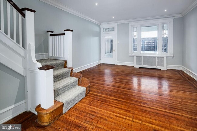 7_LIVING_ROOM_3