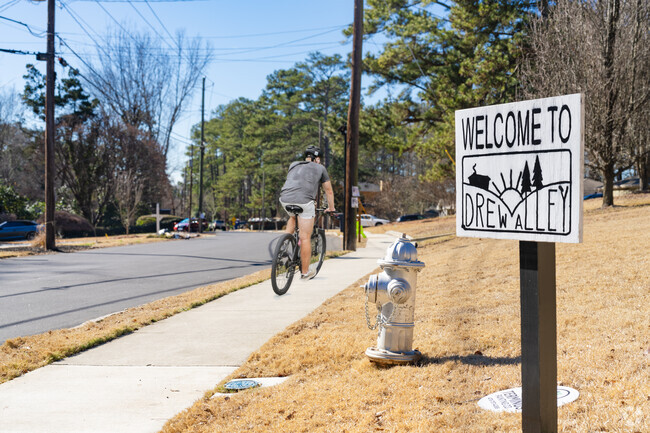 Drew Valley’s history dates back to the 1950s, offering nostalgic charming streets.