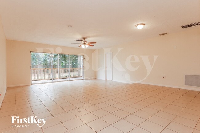 6910 297th Ave N, Clearwater, FL 33761 - photo 4