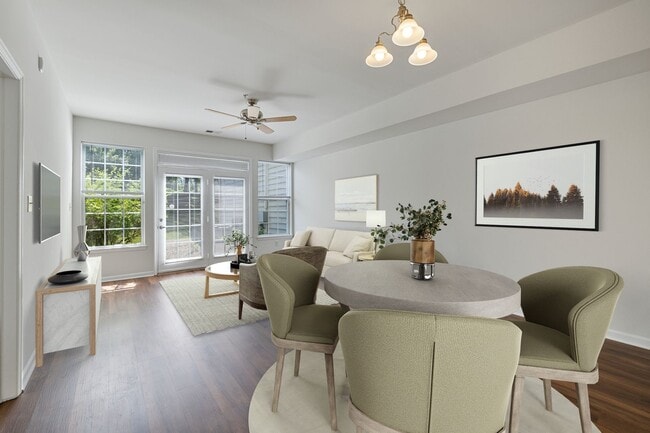 Barclay Square at Princeton Forrestal, Princeton, NJ 08540 - photo 2