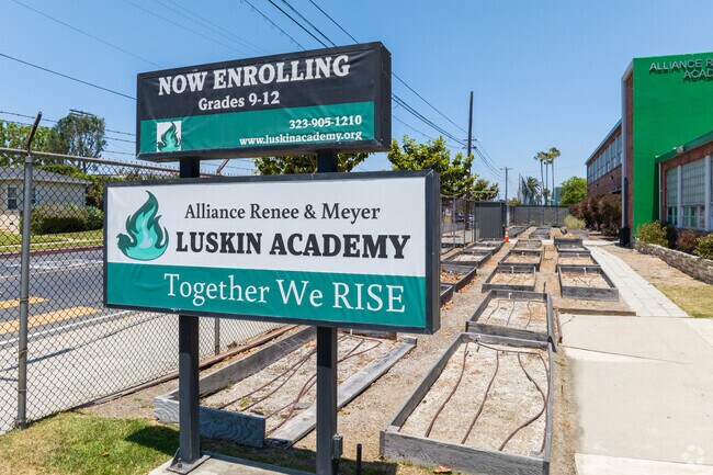 Alliance Renee & Meyer Luskin Academy High School, Rankings & Reviews