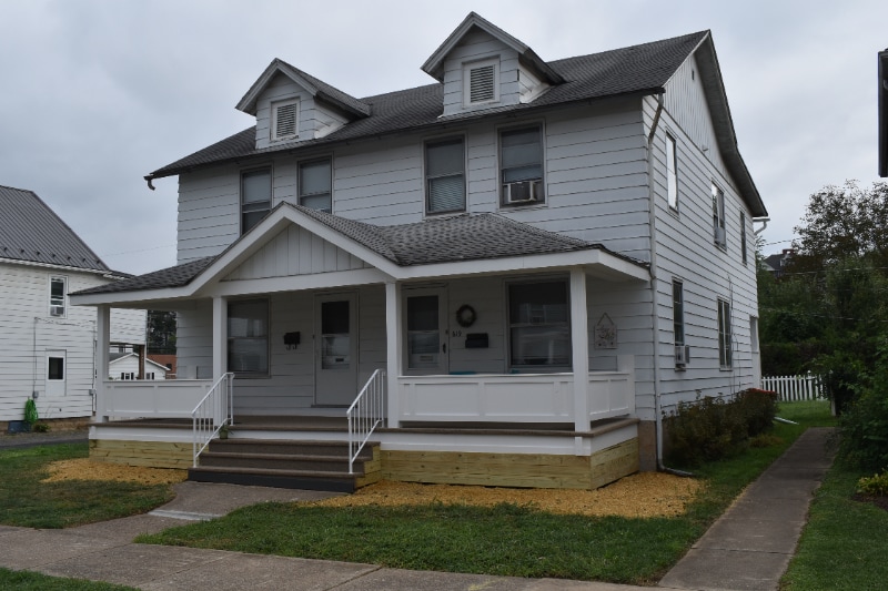 619 Hepburn St, Milton, PA 17847 - photo 1