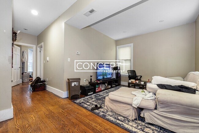 1566 Tremont St unit 2, Roxbury Crossing, MA 02120 - photo 4