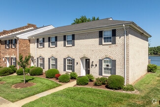 4441 E Honeygrove Ct, Virginia Beach, VA 23455