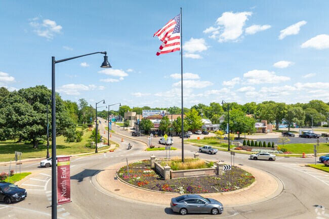 Signal Hill is a small but densely populated region just north of downtown Rockford.