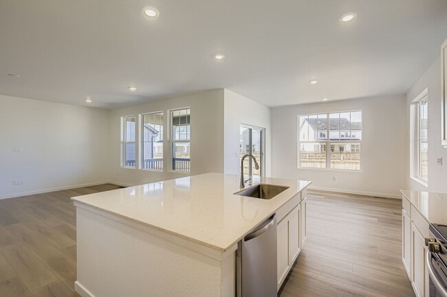 4268 Shirley Dr, Johnstown, CO 80534 - photo 3