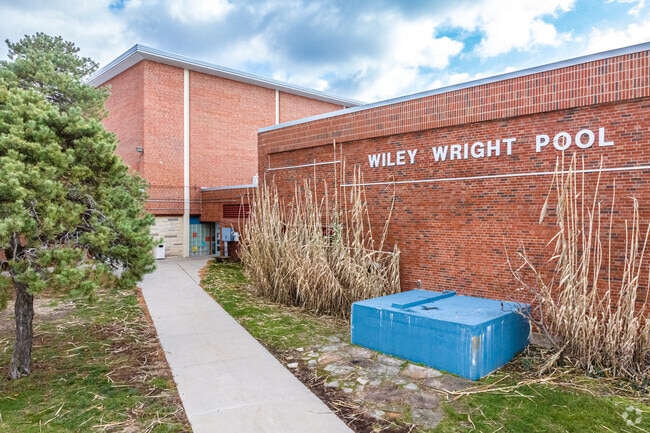 Shawnee Mission East has a huge indoor pool and offers swim and diving courses.