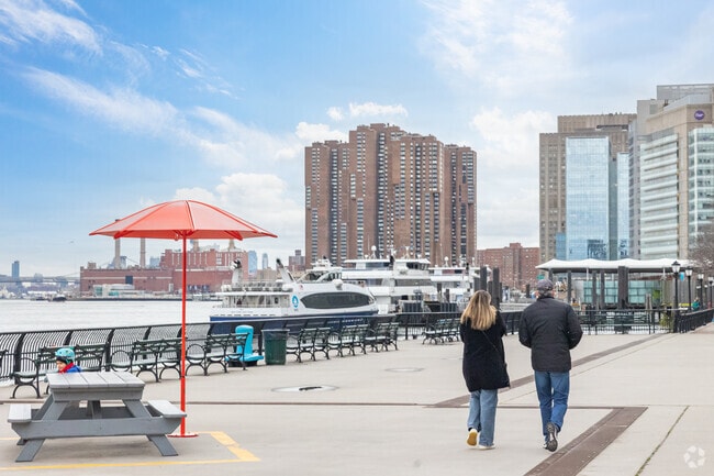 The scenery on offer in Murray Hill is a special attraction for locals.