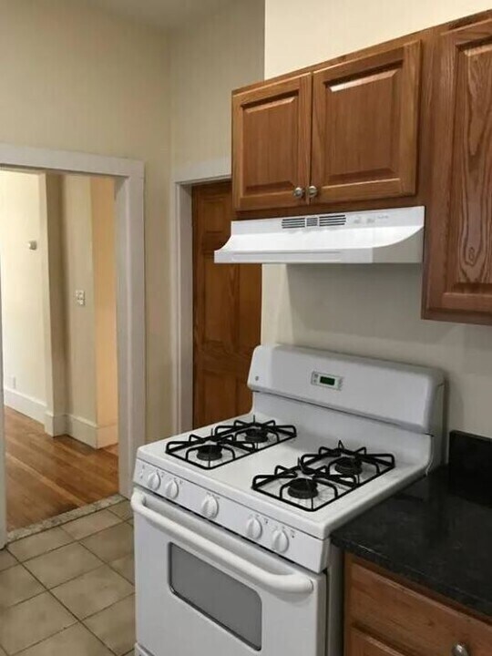 13 Dudley St unit 1, Cambridge, MA 02140 - photo 2