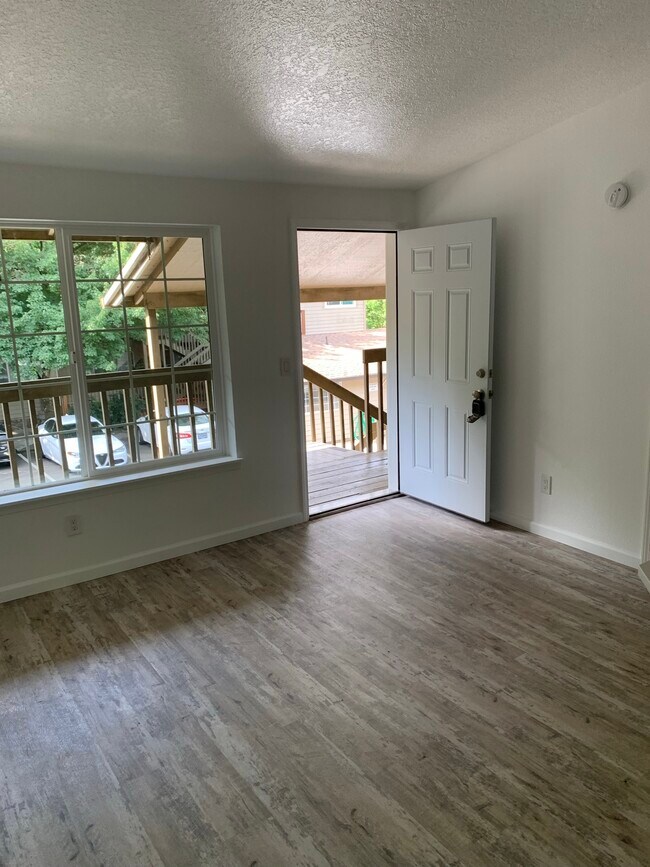 4950 SW 45th Ave unit 16, Portland, OR 97221 - photo 7