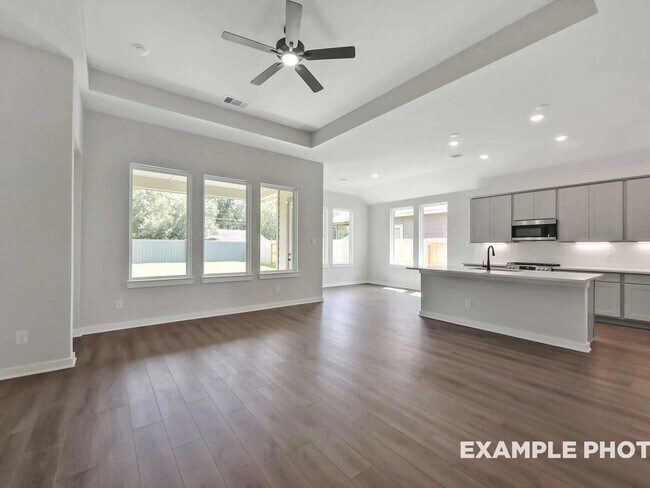 201 Harlingen Dr unit 36483782, Magnolia, TX 77354 - photo 5