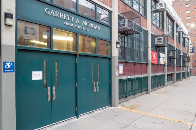 The student population of Ps 132 Garrett A Morgan in the Bronx, NY is 331 students.