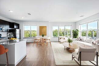 2 Washington St, Melrose, MA 02176