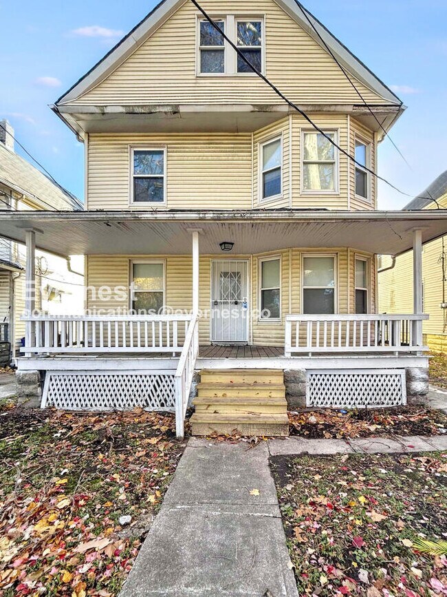 3443 Regent Rd Unit 1, Cleveland, OH 44127
