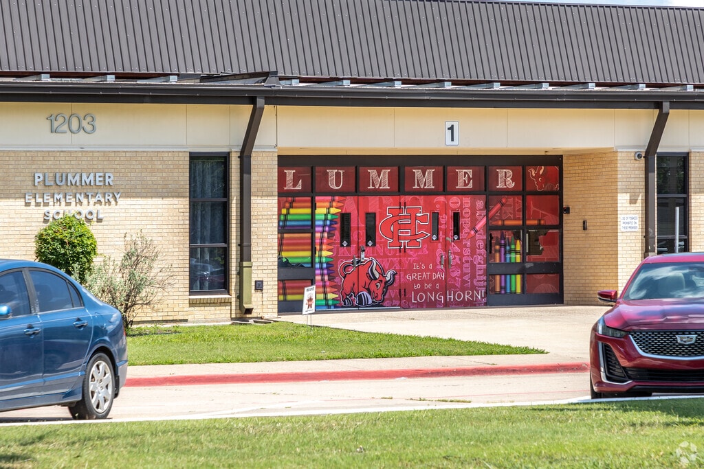 Plummer Elementary School, Rankings & Reviews
