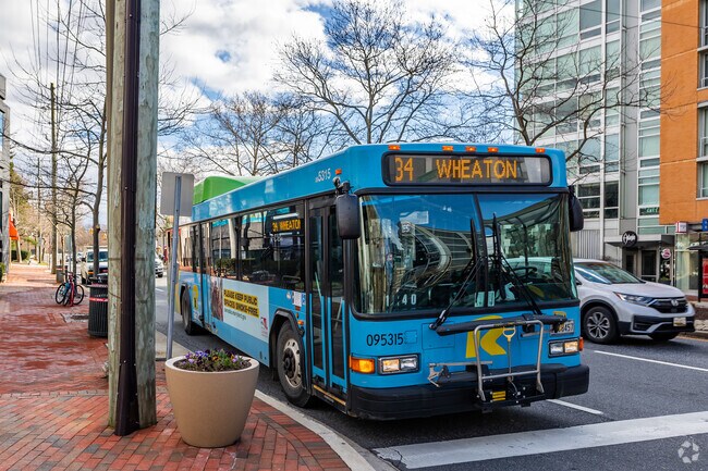 Public transportation is at it's prime in Glen Echo, with bus lines running around town nonstop.