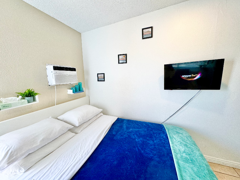 5333 Longridge Ave unit 1, Las Vegas, NV 89146 - photo 1