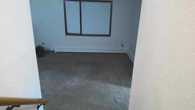 7411 Woburn Cir unit 4, Anchorage, AK 99502 - photo 5