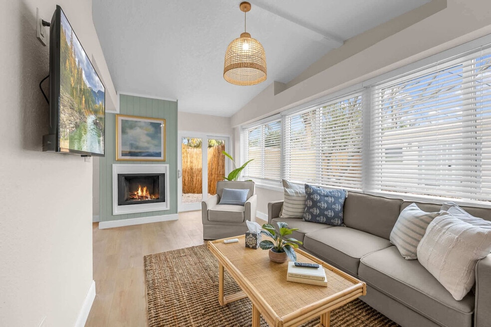 637 S Orlando Ave unit ID1347290P, Cocoa Beach, FL 32931 - photo 1