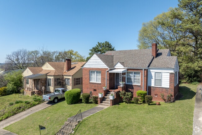 Early 20th-century cottages are some of the most common homes here.