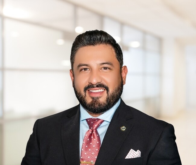 Agent Photo