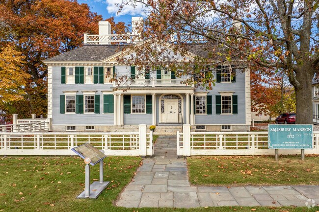 Salisbury Mansion in Institution Park is a museum of 1830s Worcester life.
