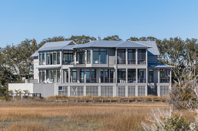 Mount Pleasant has spacious waterfront mansions with modern styles of architecture.