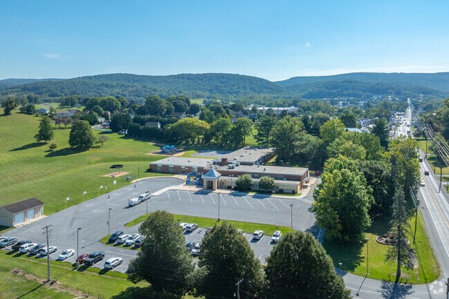 Hooverville Elementary School serves around 325 students in grades K-5.