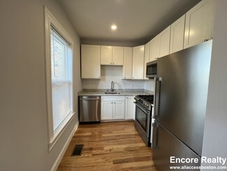 374 Beacon St, Somerville, MA 02143