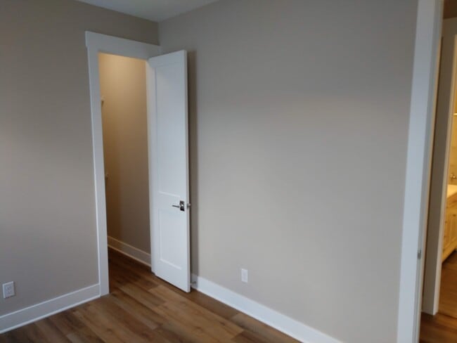 25 S Plum St unit 3, Troy, OH 45373 - photo 3