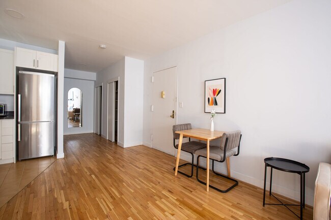 417 E 83rd St unit ID1013676P, New York, NY 10028 - photo 4