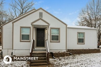 4225 N Jackson Ave, Kansas City, MO 64117