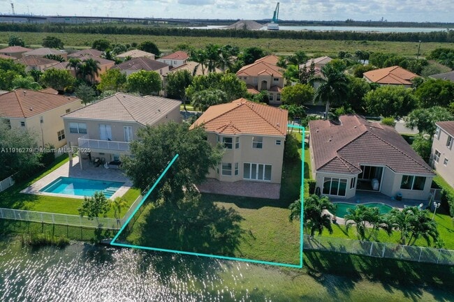 15711 SW 53rd Ct, Miramar, FL 33027 - photo 5