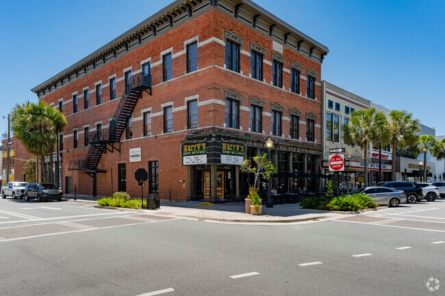 Harry's Seafood in Downtown Ocala features New Orleans-inspired fare.