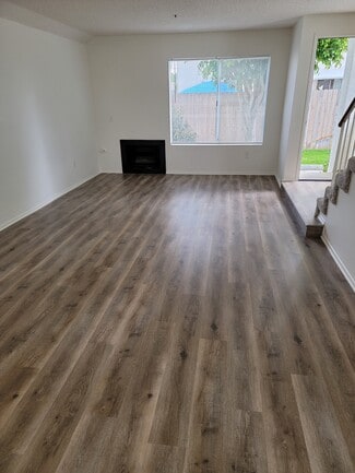 2225 Canyon Dr, Costa Mesa, CA 92627
