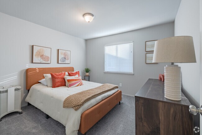 2BR, 1BA - 900SF - Second Bedroom