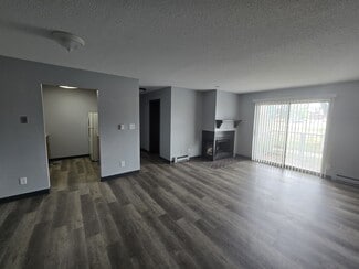 3205 8th St Unit 1, Marion, IA 52302