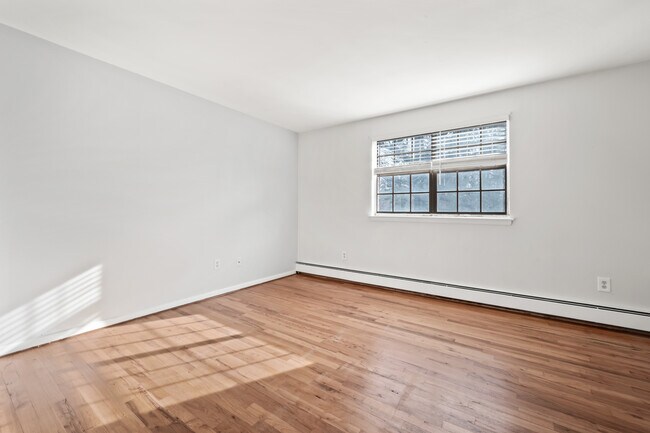 122 Sycamore Ln unit 340, Manchester, CT 06040 - photo 6