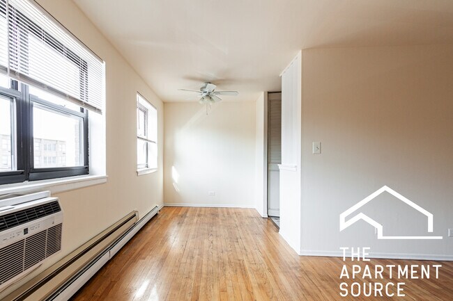 665 W Wrightwood Ave unit 412, Chicago, IL 60614 - photo 4
