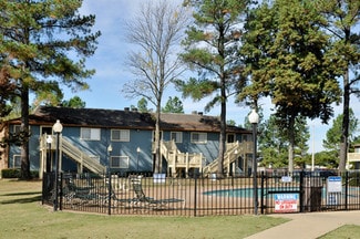 6371 Winchester Rd, Memphis, TN 38115