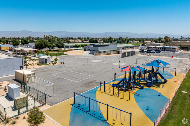 Abraham Lincoln Elementary School prioritizes academic excellence and personal growth.
