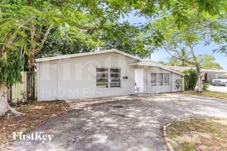 6440 Roosevelt St, Hollywood, FL 33024